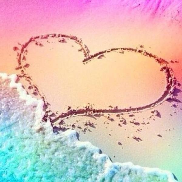 Heart in Beach Sand - DIY Diamond Painting